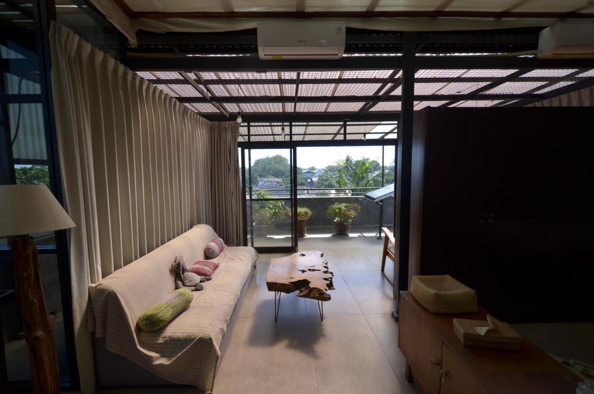 Tanjungtirto Ohmmstay - Rumah Pendopo מראה חיצוני תמונה