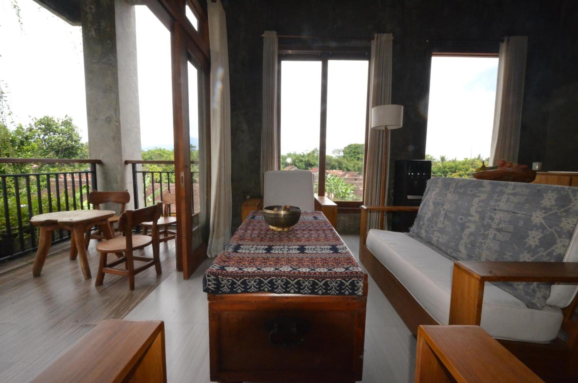 Tanjungtirto Ohmmstay - Rumah Pendopo מראה חיצוני תמונה