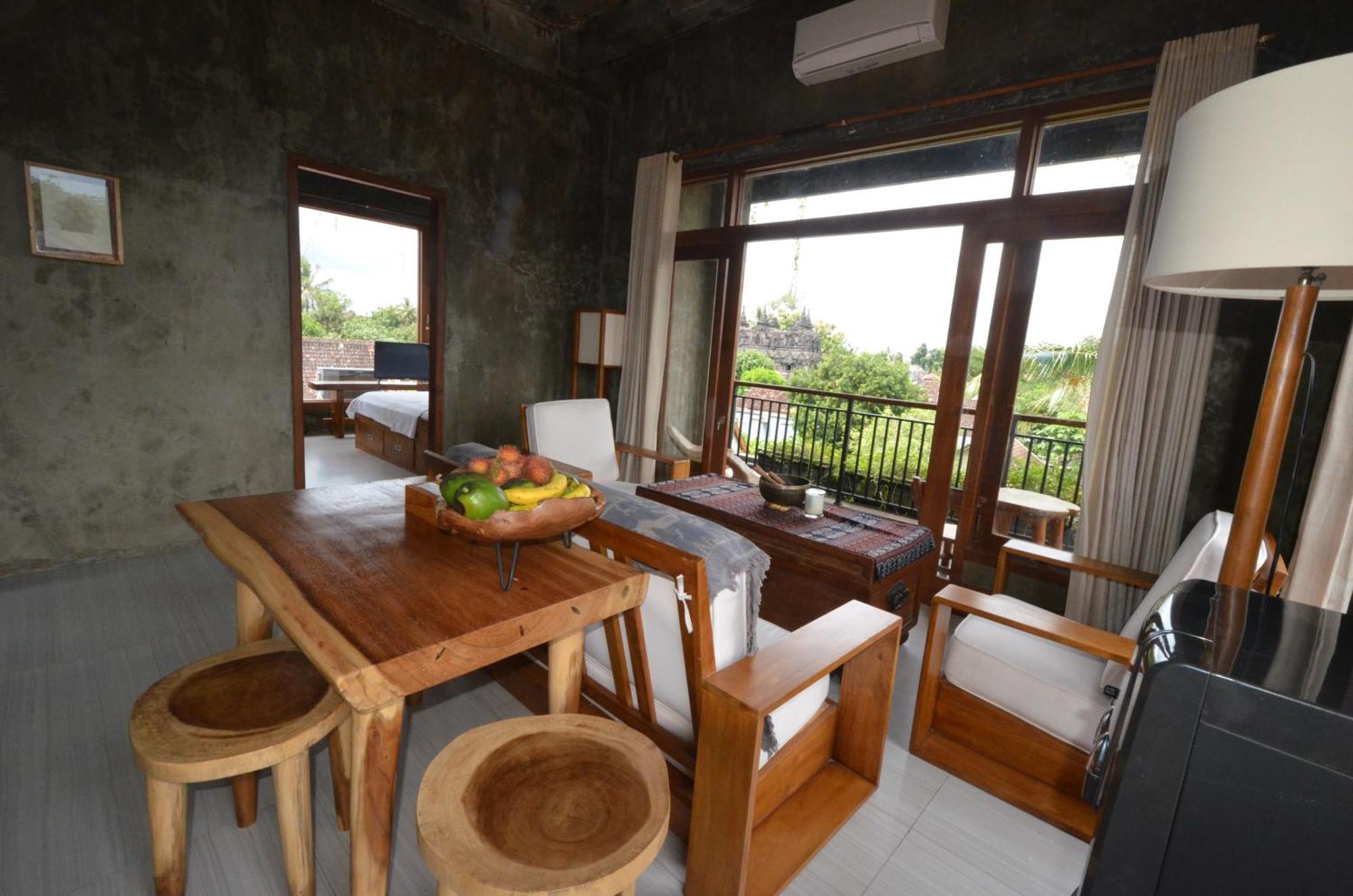 Tanjungtirto Ohmmstay - Rumah Pendopo מראה חיצוני תמונה