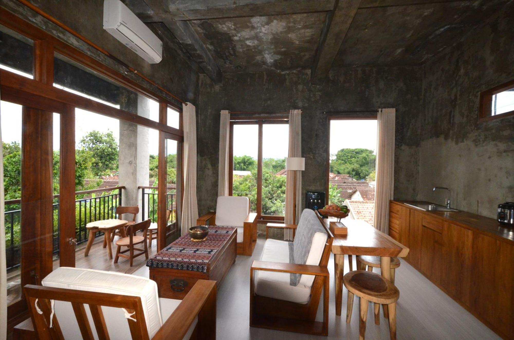 Tanjungtirto Ohmmstay - Rumah Pendopo מראה חיצוני תמונה