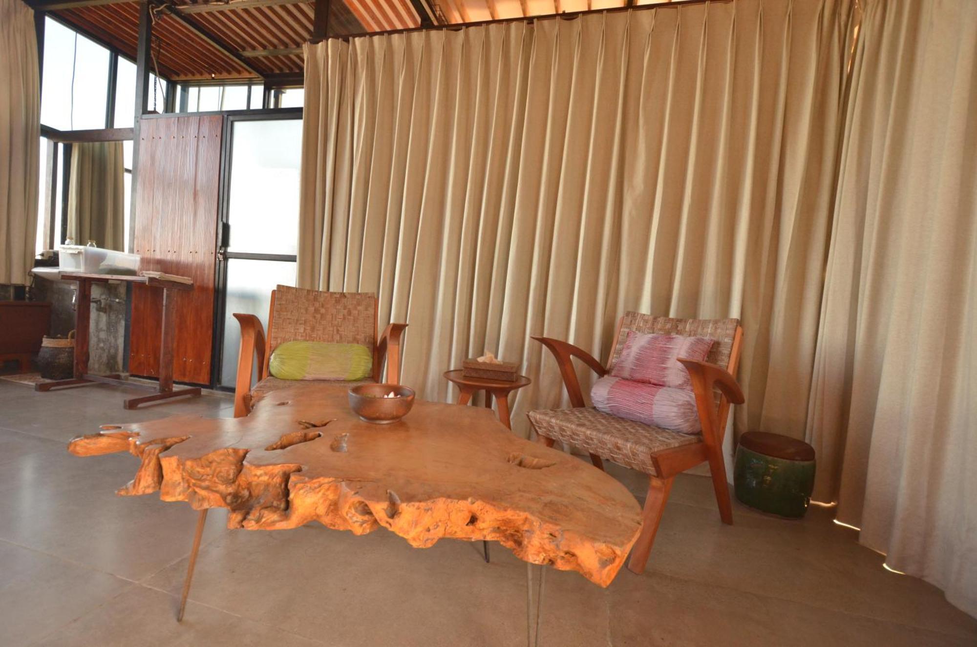 Tanjungtirto Ohmmstay - Rumah Pendopo מראה חיצוני תמונה